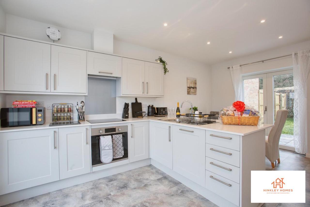 St Ives Bay - Immaculate Brand New 3Bed - Free Parking - Beach - Wifi Хейл Экстерьер фото