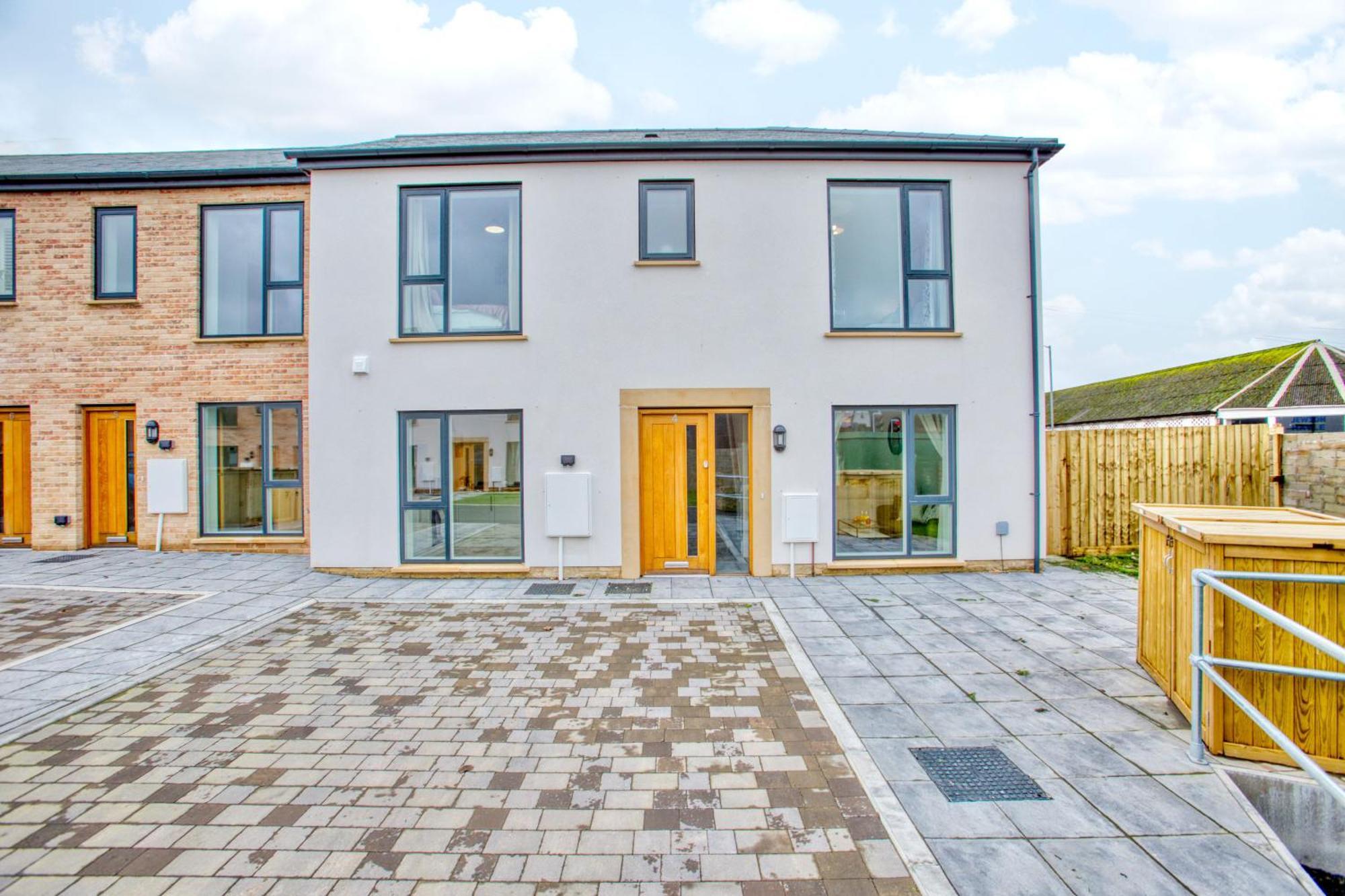 St Ives Bay - Immaculate Brand New 3Bed - Free Parking - Beach - Wifi Хейл Экстерьер фото