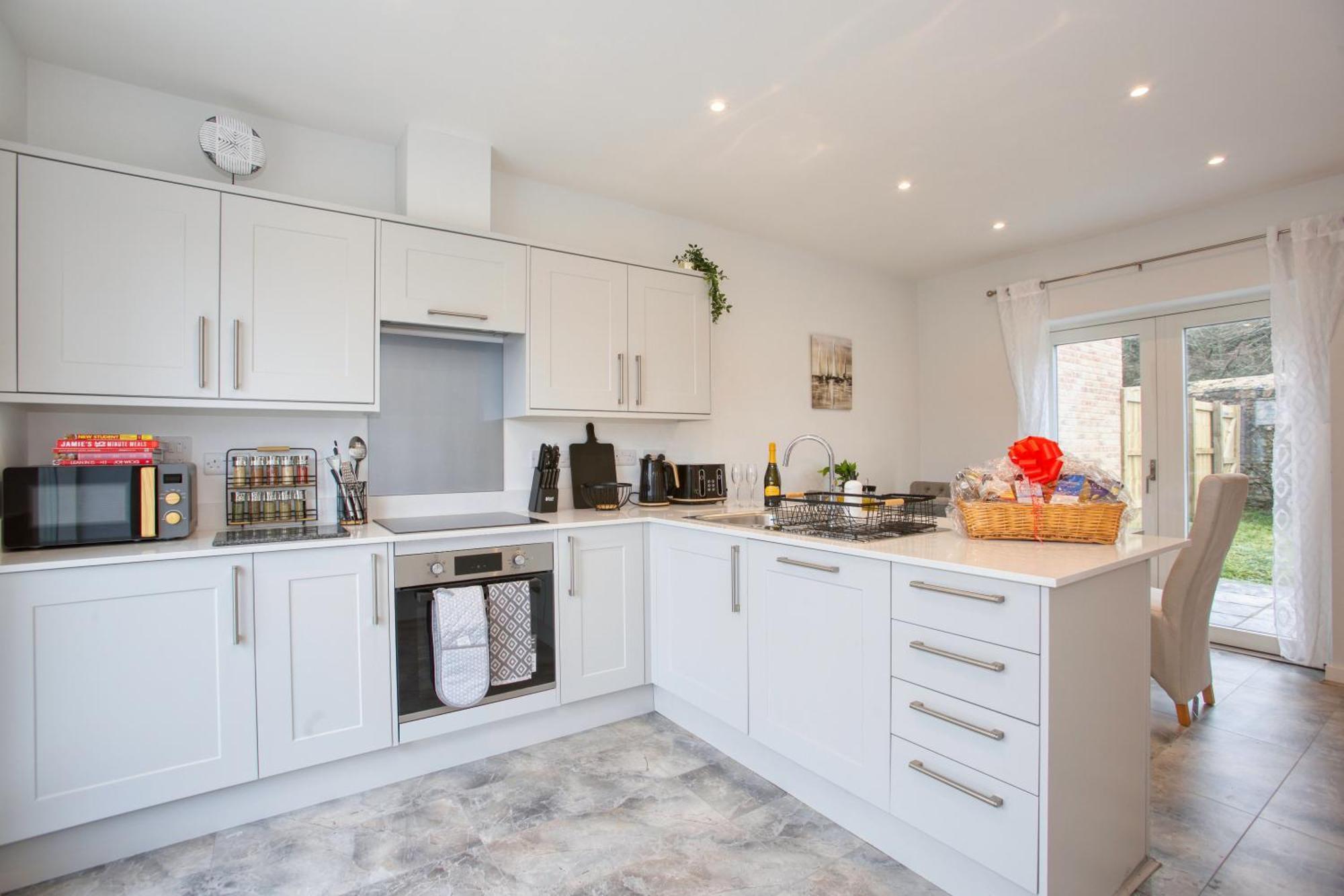 St Ives Bay - Immaculate Brand New 3Bed - Free Parking - Beach - Wifi Хейл Экстерьер фото