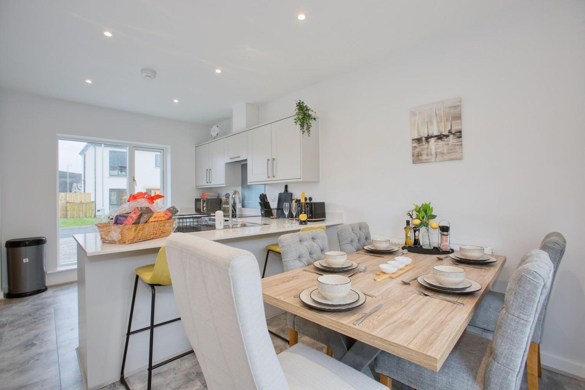 St Ives Bay - Immaculate Brand New 3Bed - Free Parking - Beach - Wifi Хейл Экстерьер фото